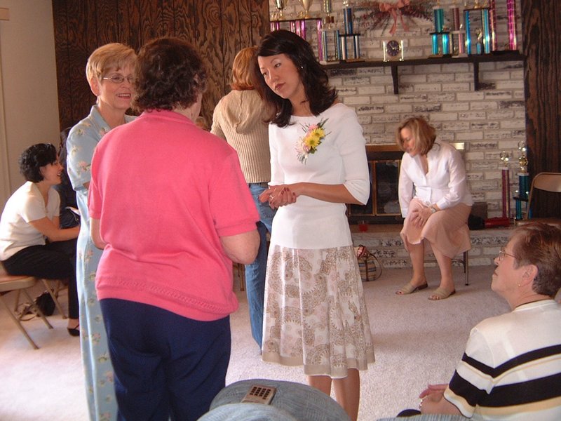 2004/05(May)/02(Jaymee-Shower)/800x600_2004-05-01 14-13-06.JPG